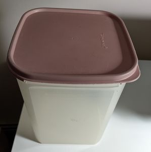 Vtg Tupperware modular mates storage container square size 4 , 23 cups, 5.5 L